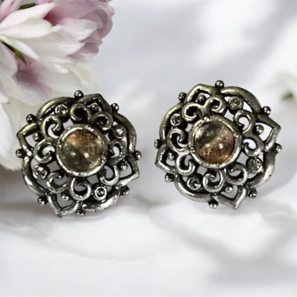 earrings silvertone clip on filagree vintage 0.75 inches